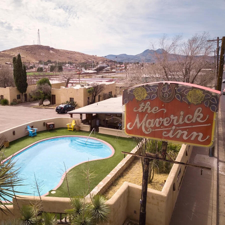 Maverick Inn